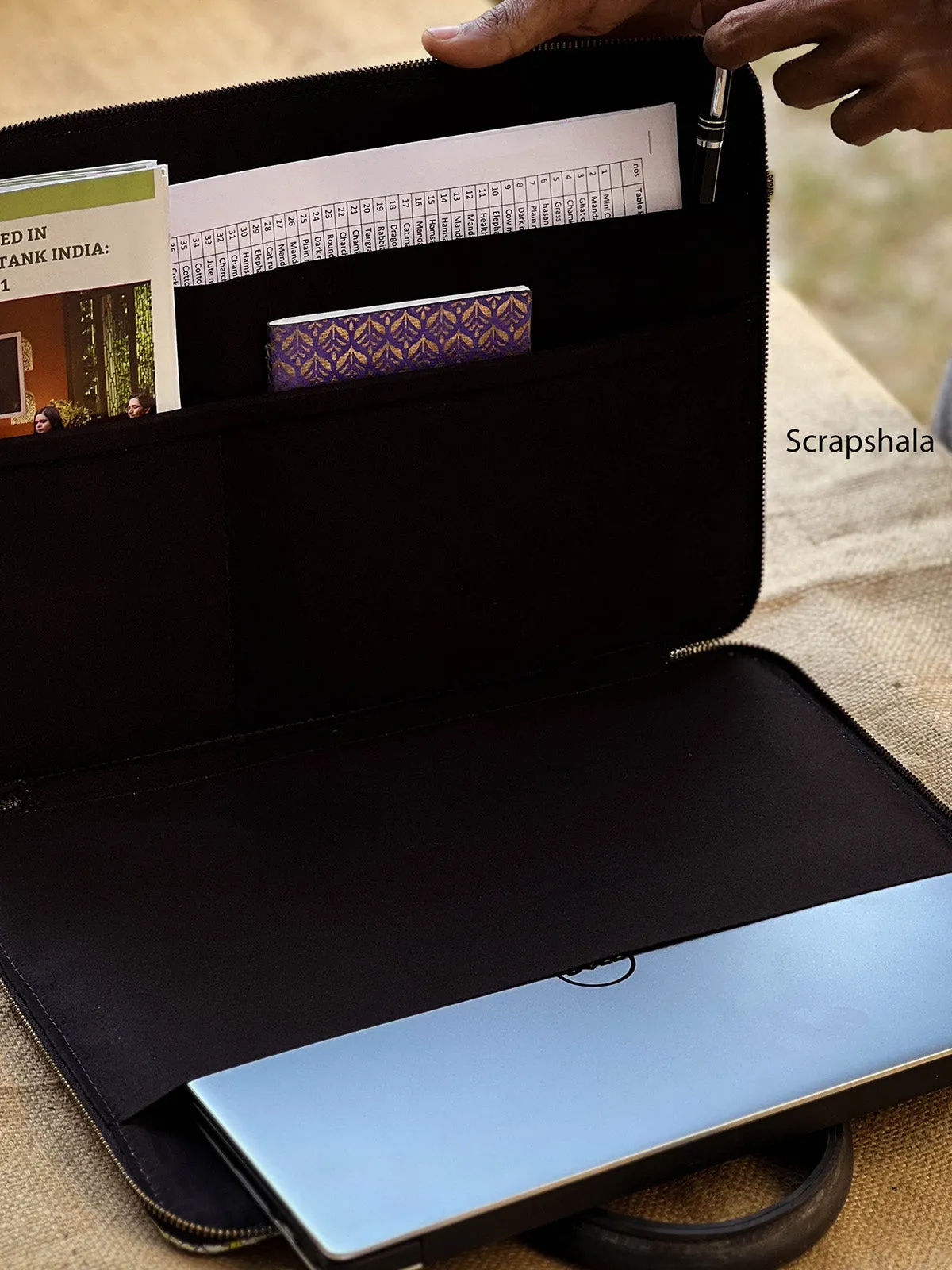 CHARCHA Minimalist Laptop Bag