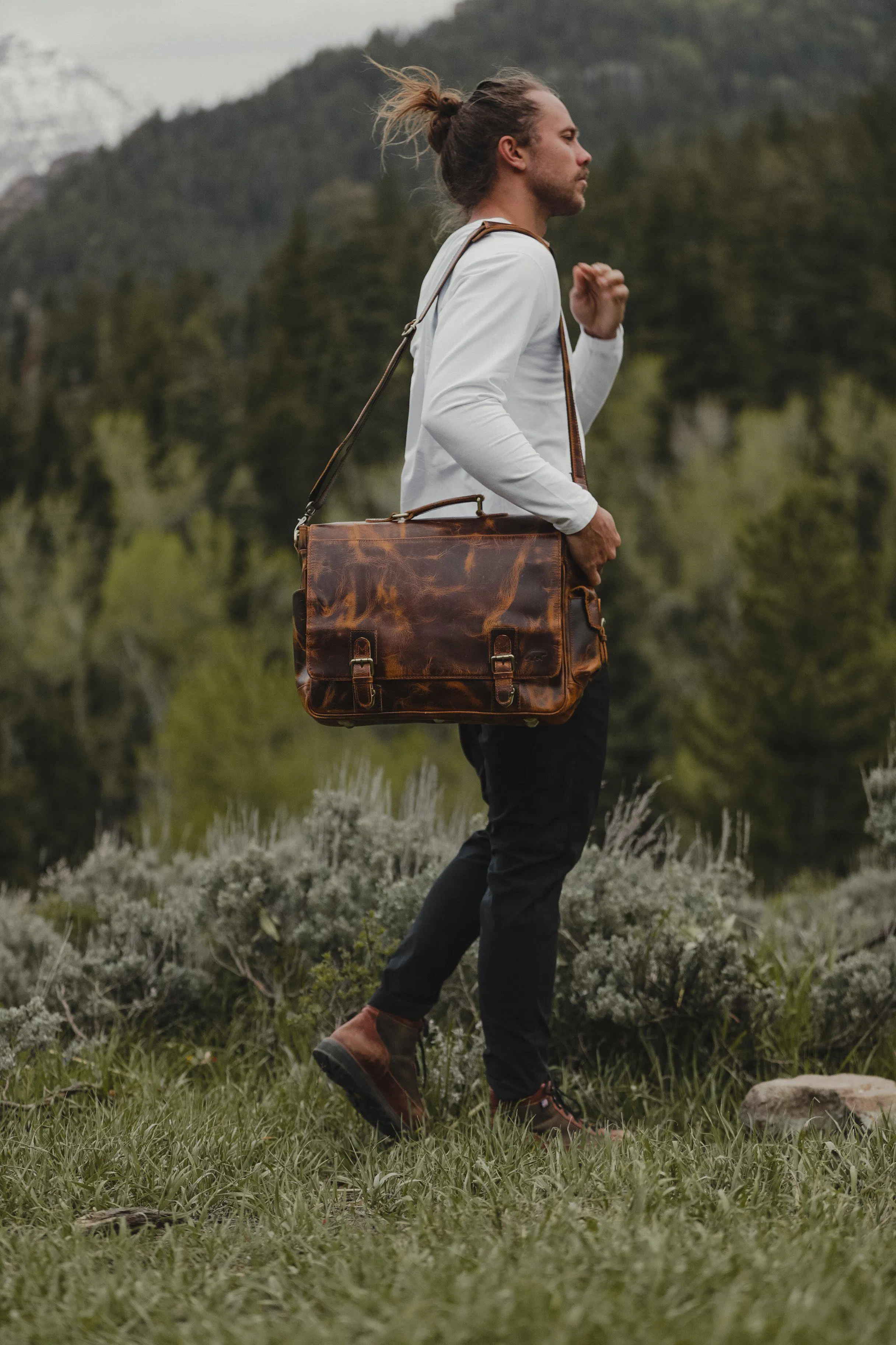 Sitka Leather Messenger