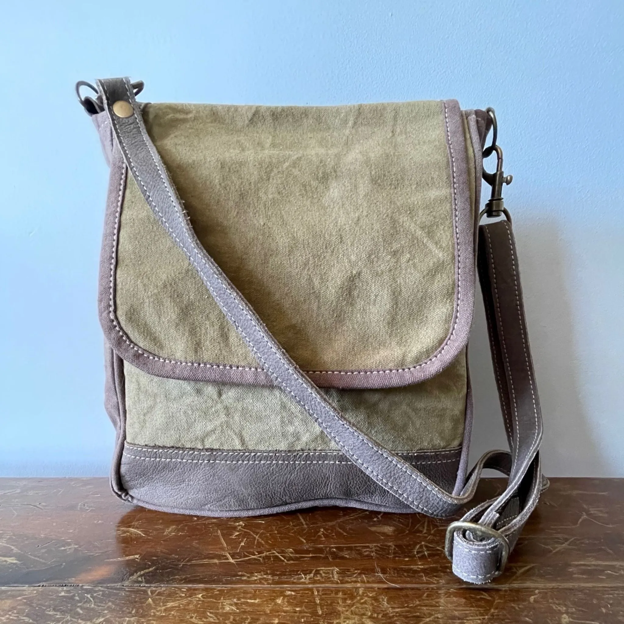 Small Messenger Sustainable Canvas Crossbody Purse, Man or Simple Minimalist Bag