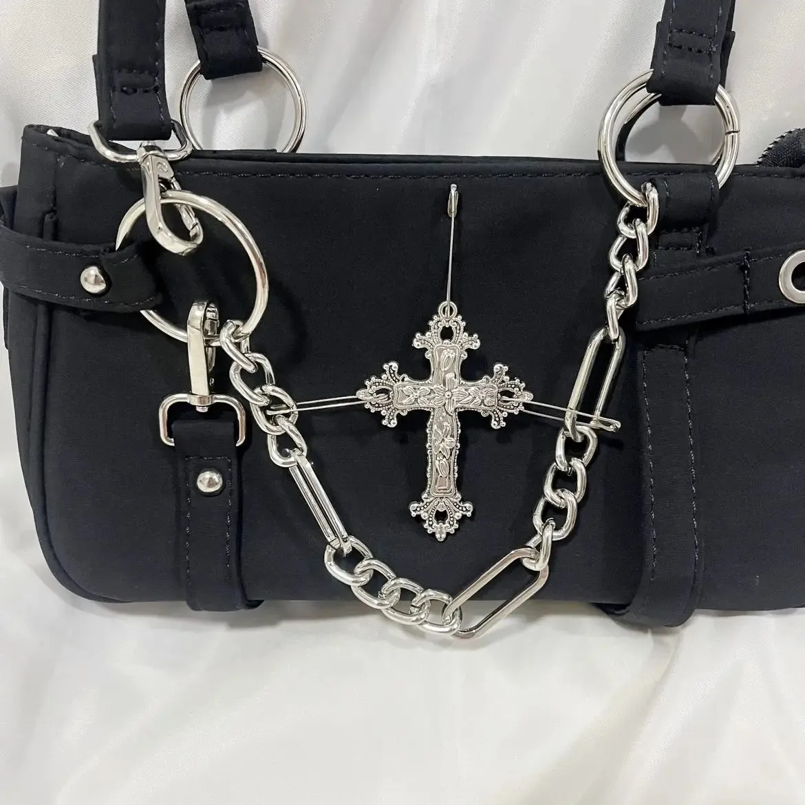 Sohiwoo Gothic Cross Y2k Bag Women Vintage Grunge Punk Chain Casual Shoulder Bag Female Retro Moto Biker Black Handbag Aesthetic